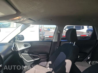 2020 Kia Soul LX - miniatura 18