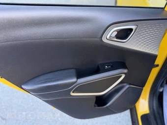 2020 Kia Soul LX - miniatura 14