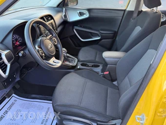 2020 Kia Soul LX - miniatura 21