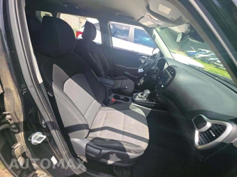 2020 Kia Soul S - miniatura 18