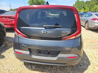 2020 Kia Soul S - miniatura 4