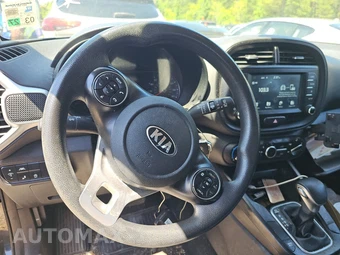 2020 Kia Soul S - miniatura 8