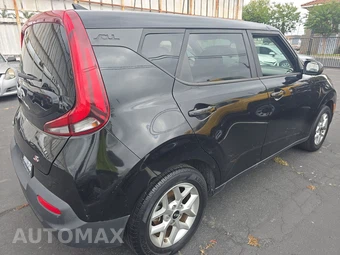 2020 Kia Soul S – miniatura 4