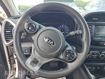 2020 Kia Soul S – miniatura 10