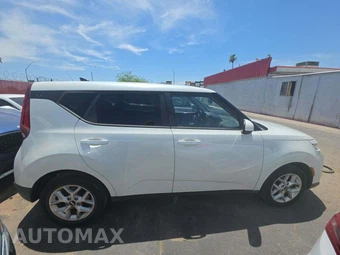 2020 Kia Soul S - miniatura 4
