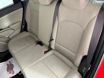 2020 Kia Soul S - miniatura 33