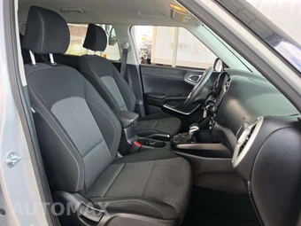 2020 Kia Soul S – miniatura 18
