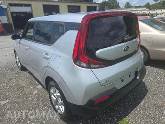 2020 Kia Soul S – miniatura 2