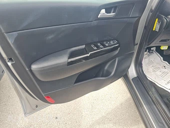 2020 Kia Sportage EX - miniatura 9