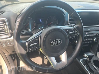 2020 Kia Sportage EX – miniatura 10