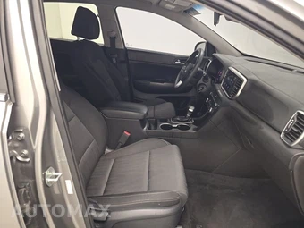 2020 Kia Sportage LX – miniatura 8