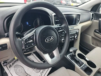 2020 Kia Sportage LX – miniatura 10