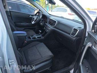 2020 Kia Sportage LX – miniatura 8