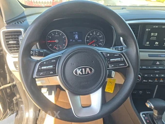 2020 Kia Sportage LX – miniatura 10