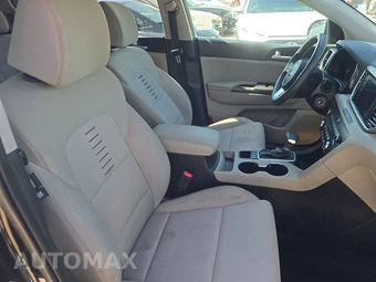 2020 Kia Sportage LX – miniatura 8
