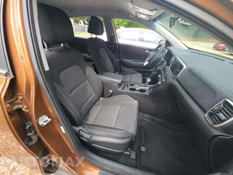 2020 Kia Sportage LX – miniatura 18