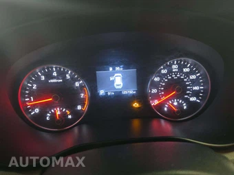 2020 Kia Sportage LX – miniatura 9