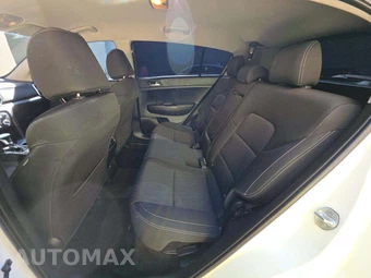 2020 Kia Sportage LX – miniatura 13