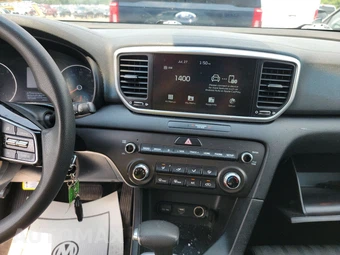 2020 Kia Sportage LX - miniatura 17