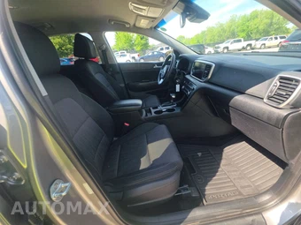 2020 Kia Sportage LX – miniatura 8
