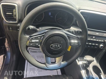 2020 Kia Sportage LX – miniatura 10