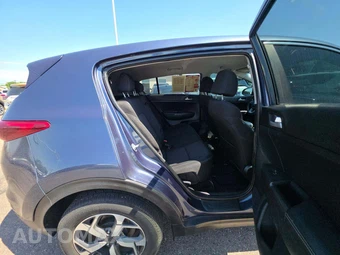 2020 Kia Sportage LX – miniatura 16