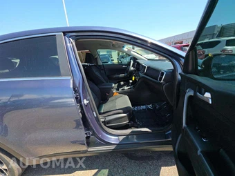 2020 Kia Sportage LX – miniatura 18
