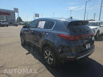 2020 Kia Sportage LX – miniatura 2