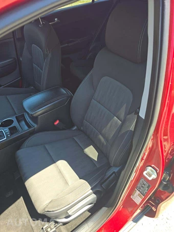 2020 Kia Sportage LX – miniatura 6