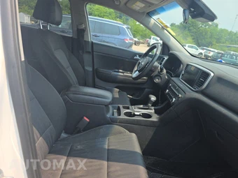 2020 Kia Sportage LX – miniatura 9