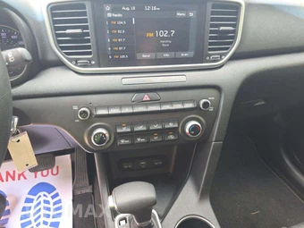 2020 Kia Sportage LX - miniatura 10
