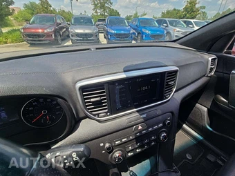 2020 Kia Sportage S – miniatura 10