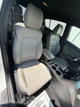 2020 Kia Sportage S - miniatura 40