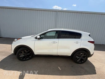 2020 Kia Sportage S - miniatura 8