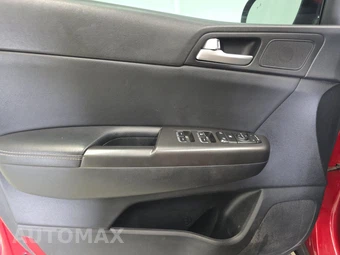 2020 Kia Sportage S – miniatura 9