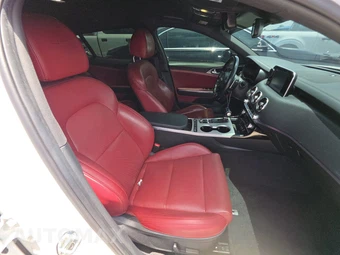 2020 Kia Stinger GT – miniatura 8