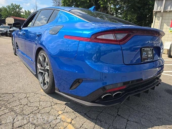 2020 Kia Stinger GT – miniatura 2