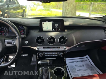 2020 Kia Stinger GT-Line – miniatura 10
