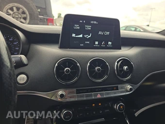 2020 Kia Stinger GT-Line – miniatura 11