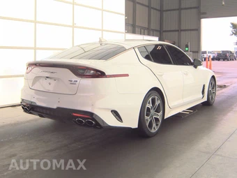 2020 Kia Stinger GT-Line – miniatura 4