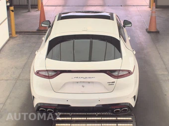 2020 Kia Stinger GT-Line – miniatura 5