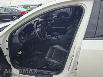 2020 Kia Stinger GT-Line – miniatura 7