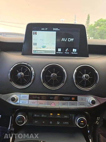 2020 Kia Stinger GT1 – miniatura 10