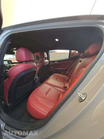 2020 Kia Stinger GT1 – miniatura 13