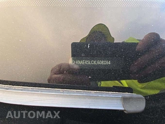 2020 Kia Stinger GT1 – miniatura 5