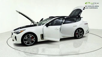 2020 Kia Stinger GT2 – miniatura 12