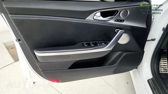2020 Kia Stinger GT2 – miniatura 49