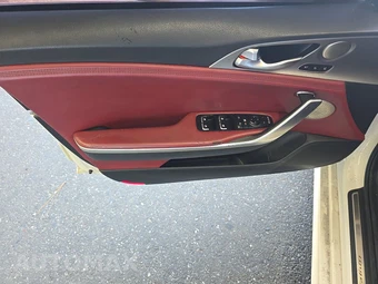 2020 Kia Stinger GT2 - miniatura 9