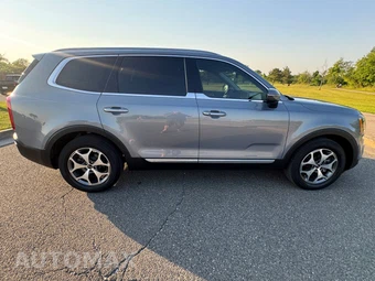 2020 Kia Telluride EX - miniatura 3