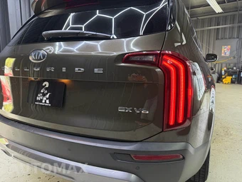 2020 Kia Telluride EX - miniatura 10